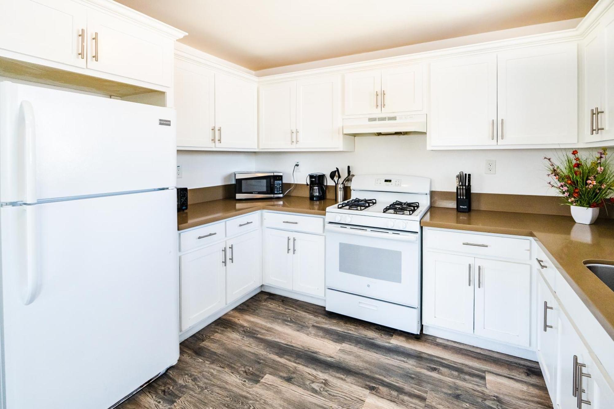 Spacious 5 Bedroom 3 Bath For Large Groups By Dt La Apartamento Los Angeles