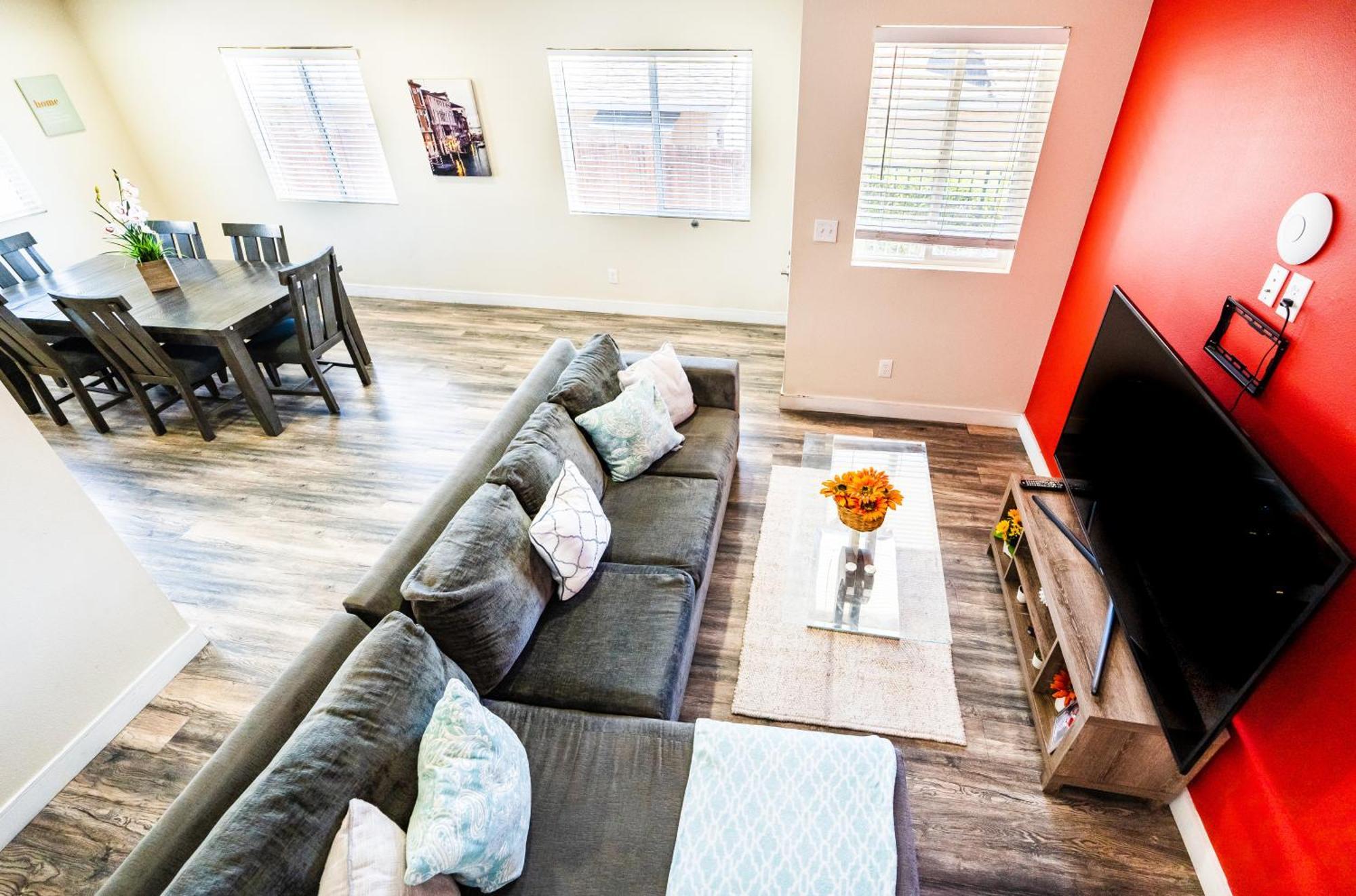 Appartamento Spacious 5 Bedroom 3 Bath For Large Groups By Dt La *